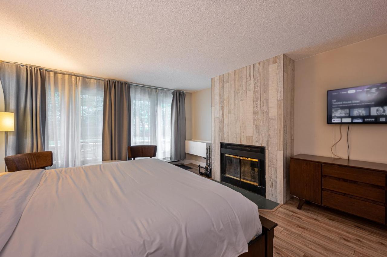 Le Domaine Chambre D'Hotel A サン・ソヴェ－ル・デ・モン エクステリア 写真