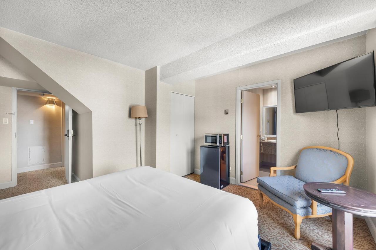 Le Domaine Chambre D'Hotel A サン・ソヴェ－ル・デ・モン エクステリア 写真