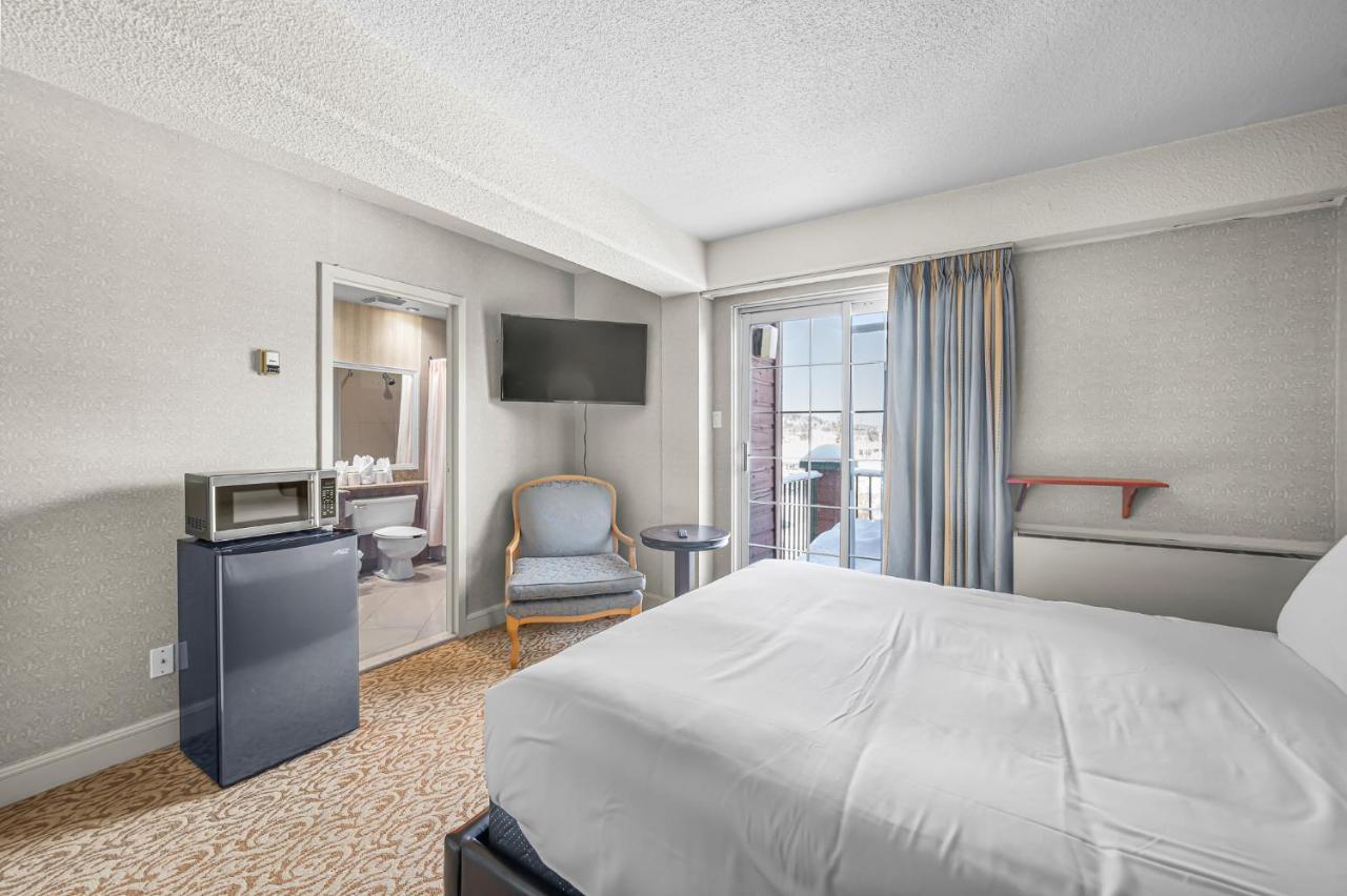 Le Domaine Chambre D'Hotel A サン・ソヴェ－ル・デ・モン エクステリア 写真